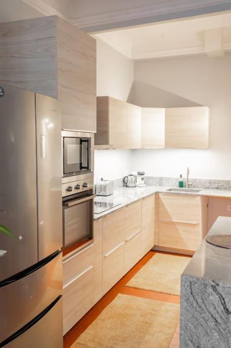 Spacieux Loft Aix-En-Provence Bagian luar foto