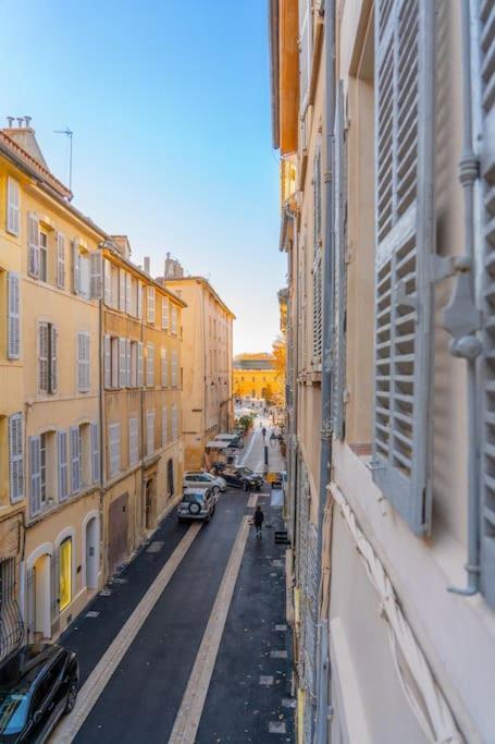 Spacieux Loft Aix-En-Provence Bagian luar foto